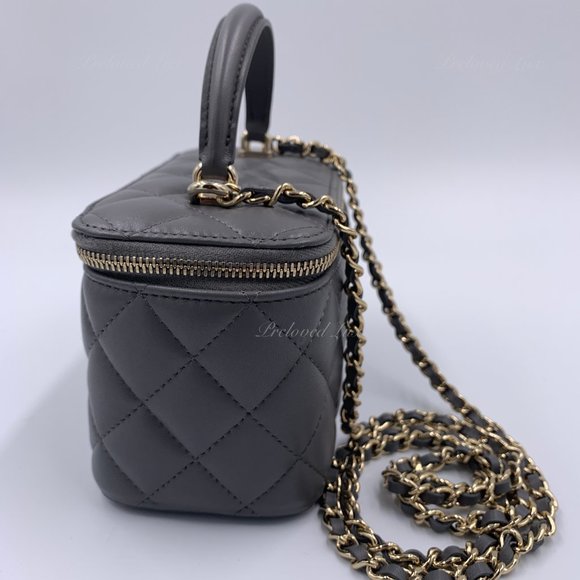 ❗️Sold❗️ CHANEL Lambskin Grey Top Handle Vanity Case Chain Bag GHW - Picture 4 of 15